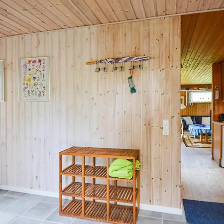 Cozy In Glesborg With Kitchen Holiday home *